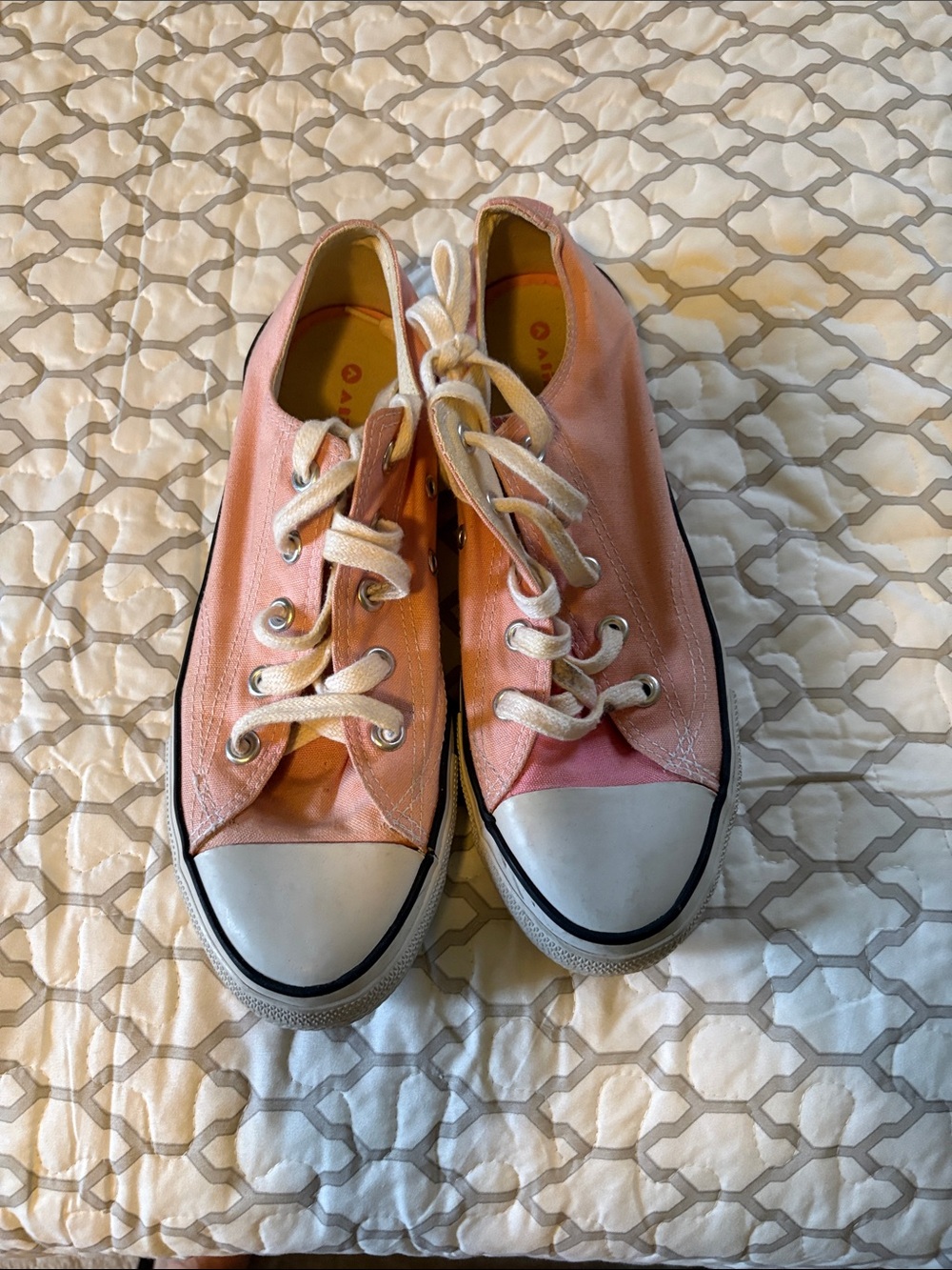 Airwalk Pink Canvas Low-Top Lace-Up Sneakers